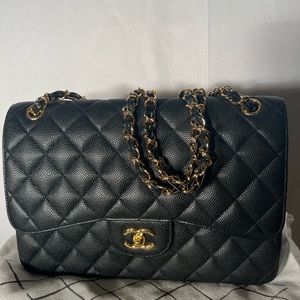 Chanel Jumbo Classic Double Flap Bag